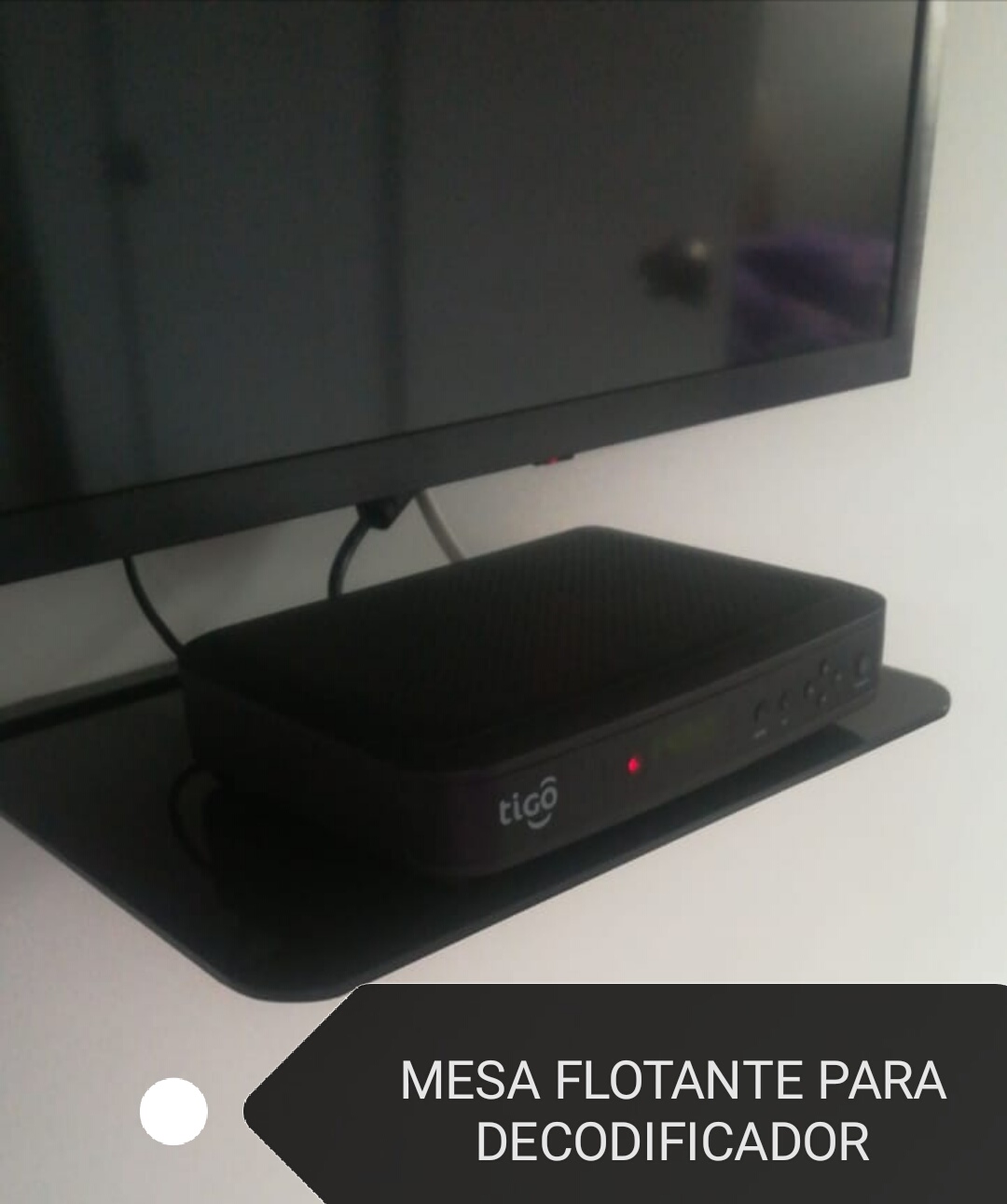 Mesa flotante de vidrio para Decodificador o DVD 25X35