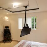 Soporte para televisor de techo deslizable tipo Riel